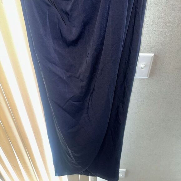 La Femme Navy Blue Off the Shoulder Ruched Lace Trumpet Gown Size 6. $438. 15 - Picture 3 of 11